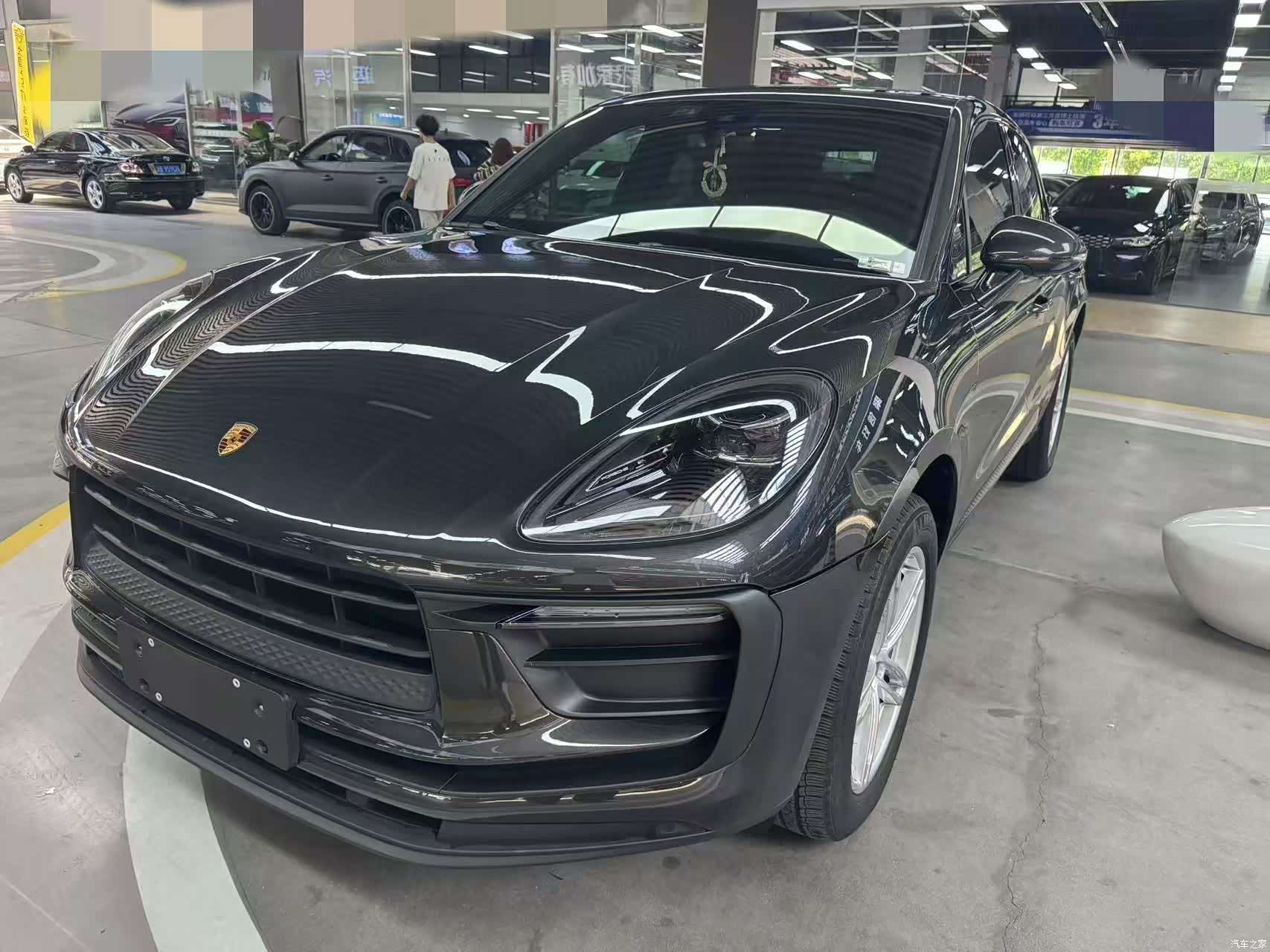 Porsche Macan, 2023 1