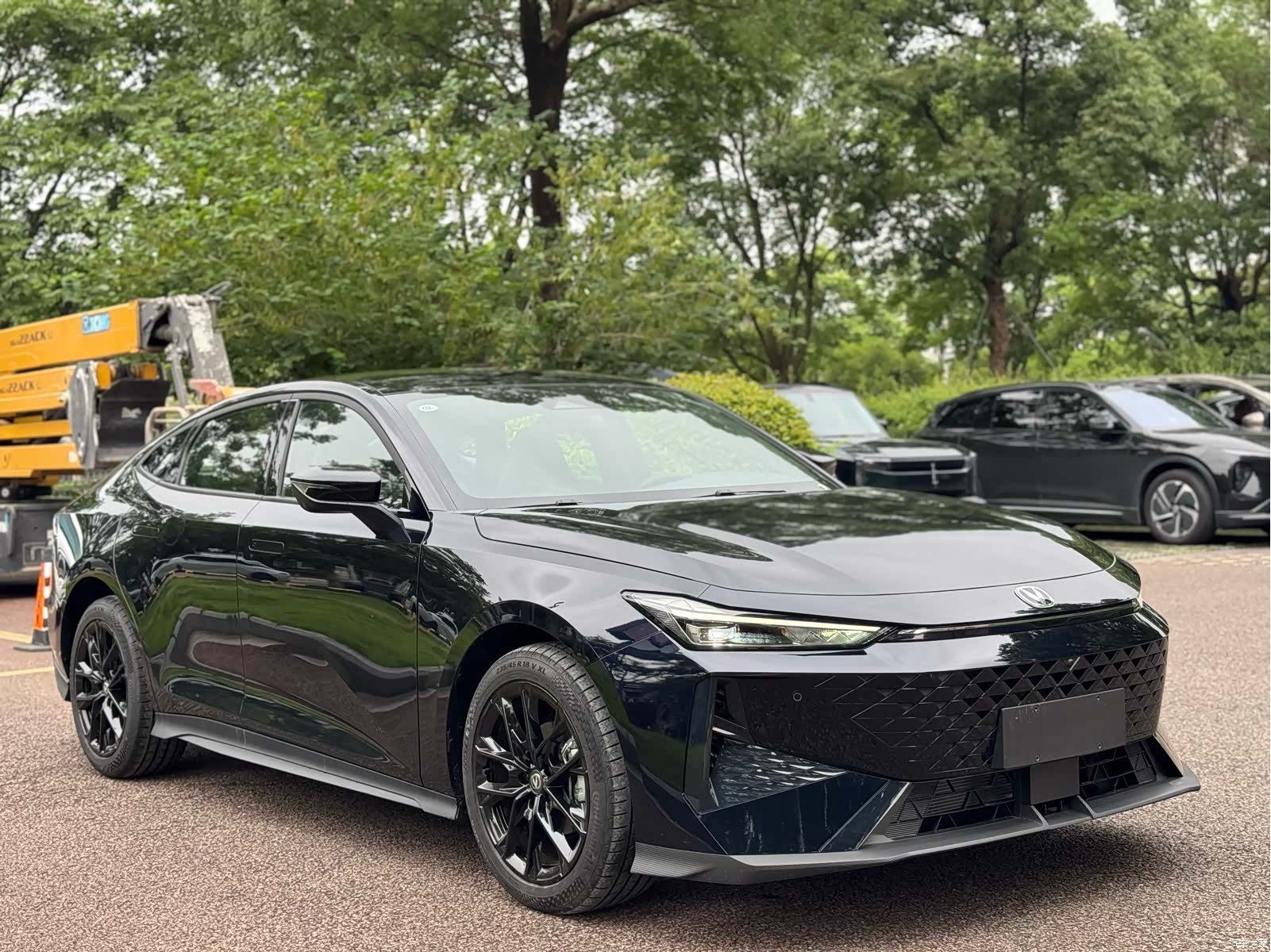Changan UNI-V, 2025 3