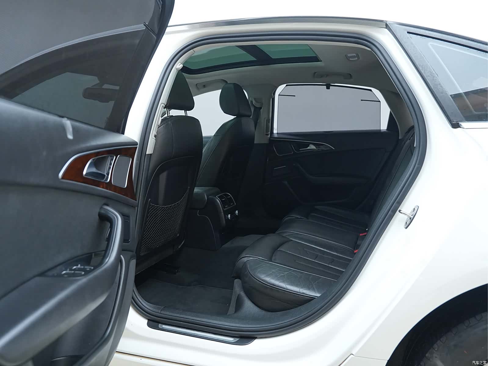 Audi A6L, 2015 13