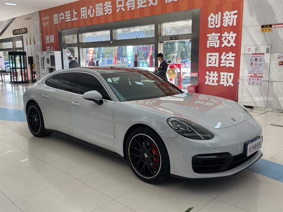 Porsche Panamera