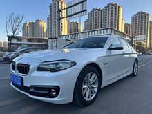 ����5ϵ(����) 2015�� 520i ������