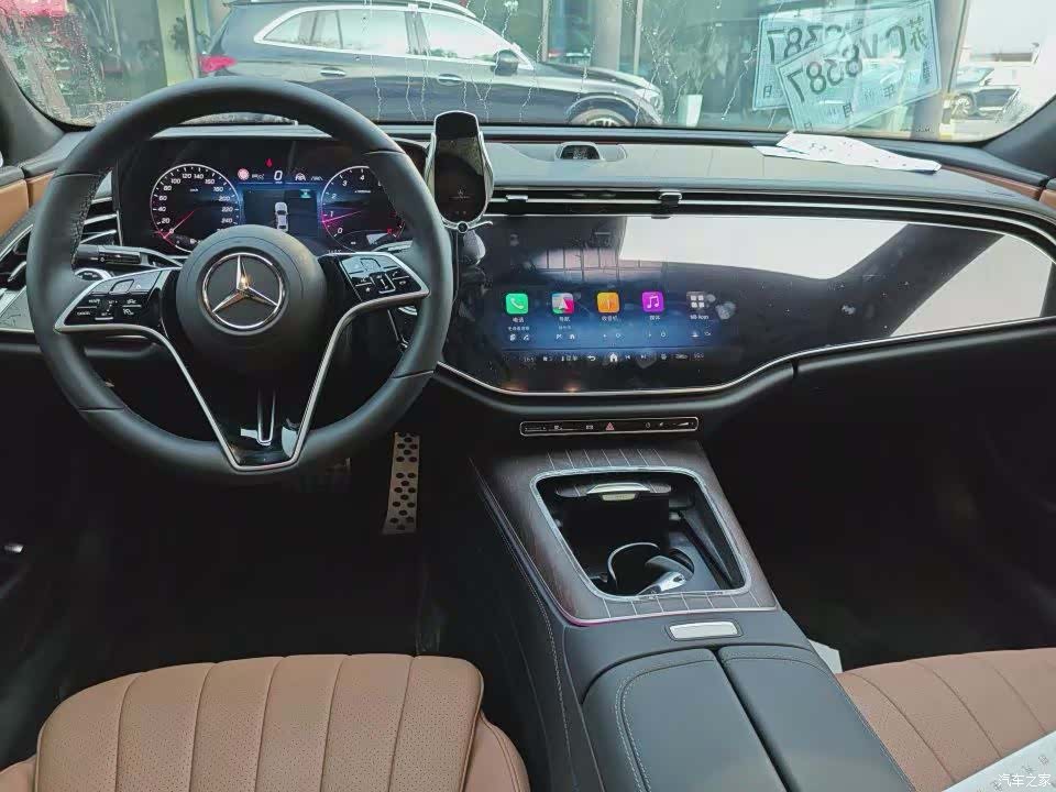 Mercedes-Benz E-Class, 2025 3