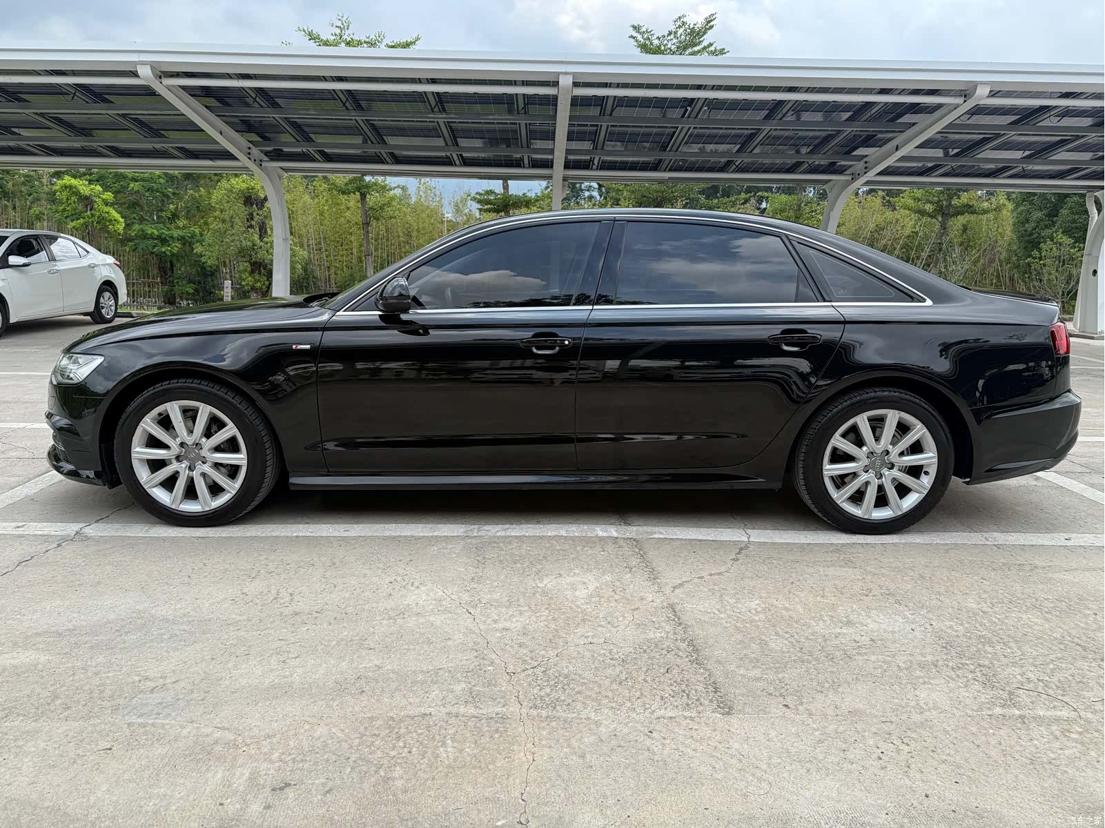 Audi A6L, 2019 9
