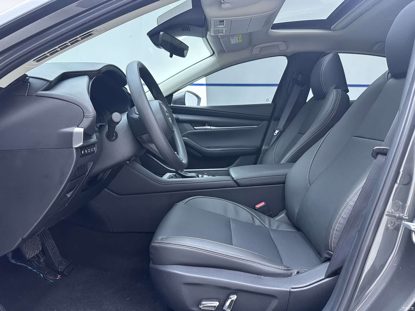 Mazda Mazda3, 2022 7