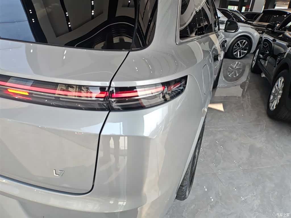 Li Auto L7, 2023 8