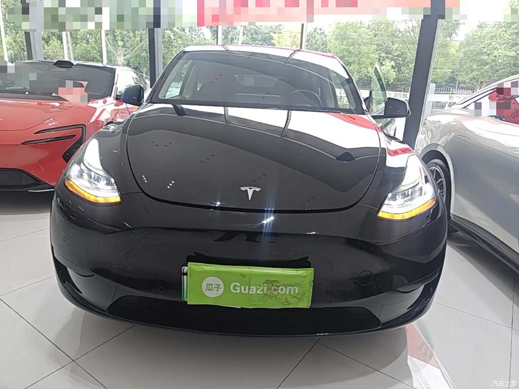 Tesla Model Y, 2024 3
