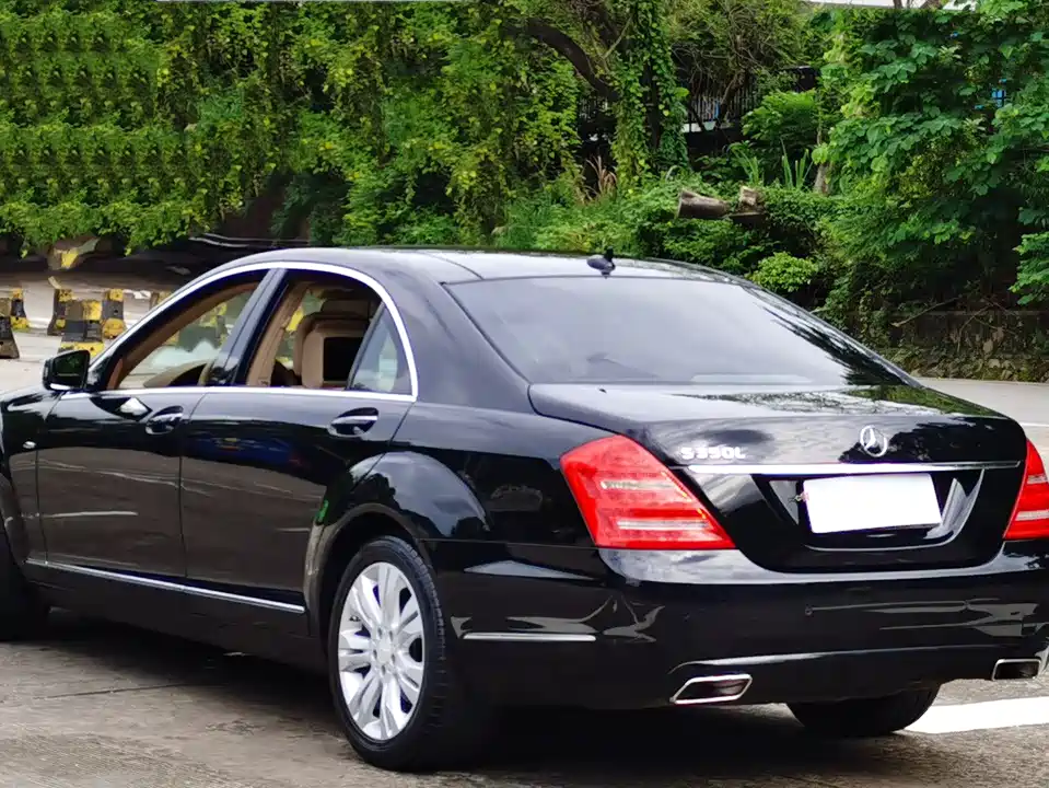 Mercedes-Benz S-class Mercedes-Benz S-class