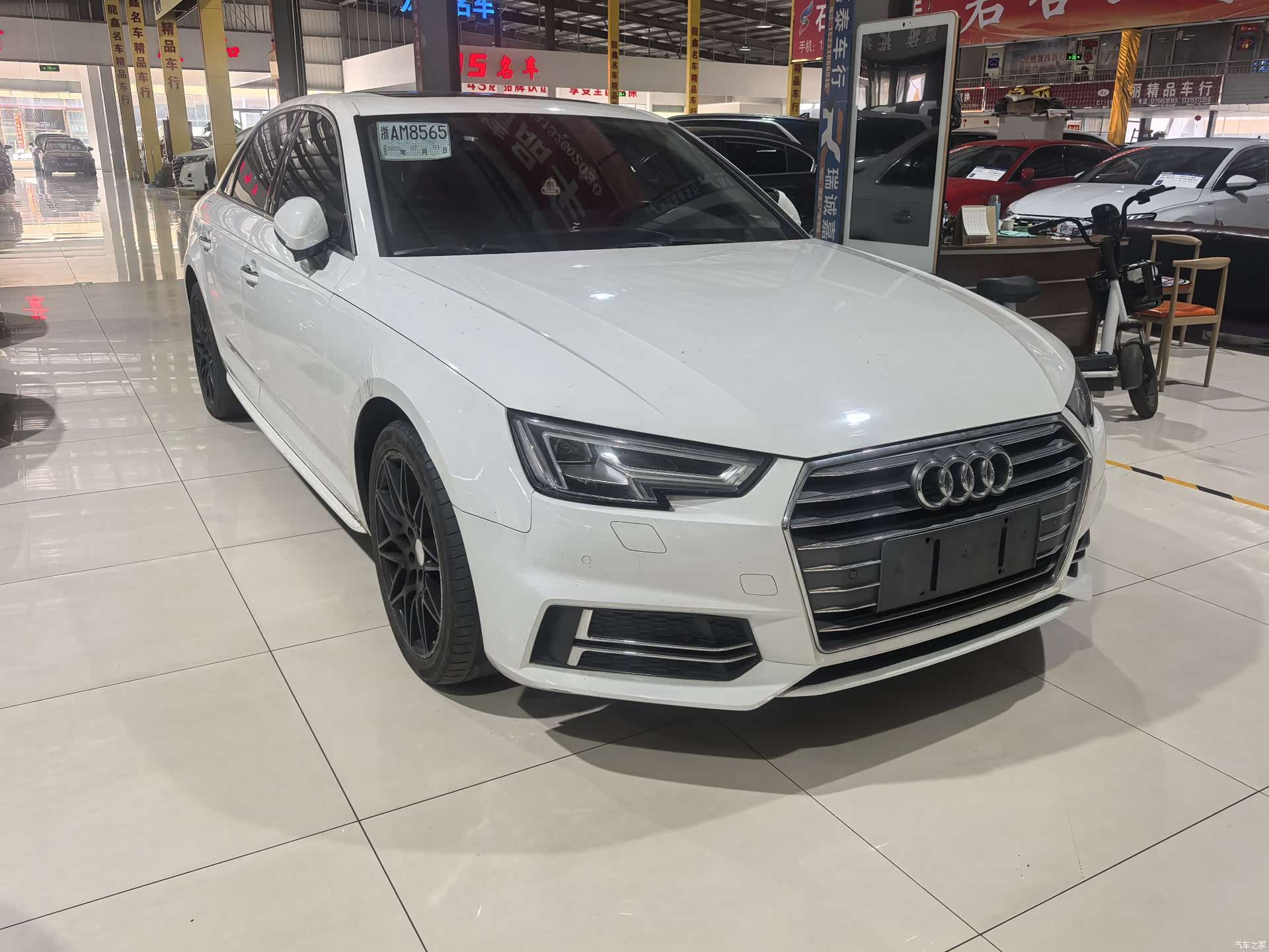 Audi A4L, 2018 3