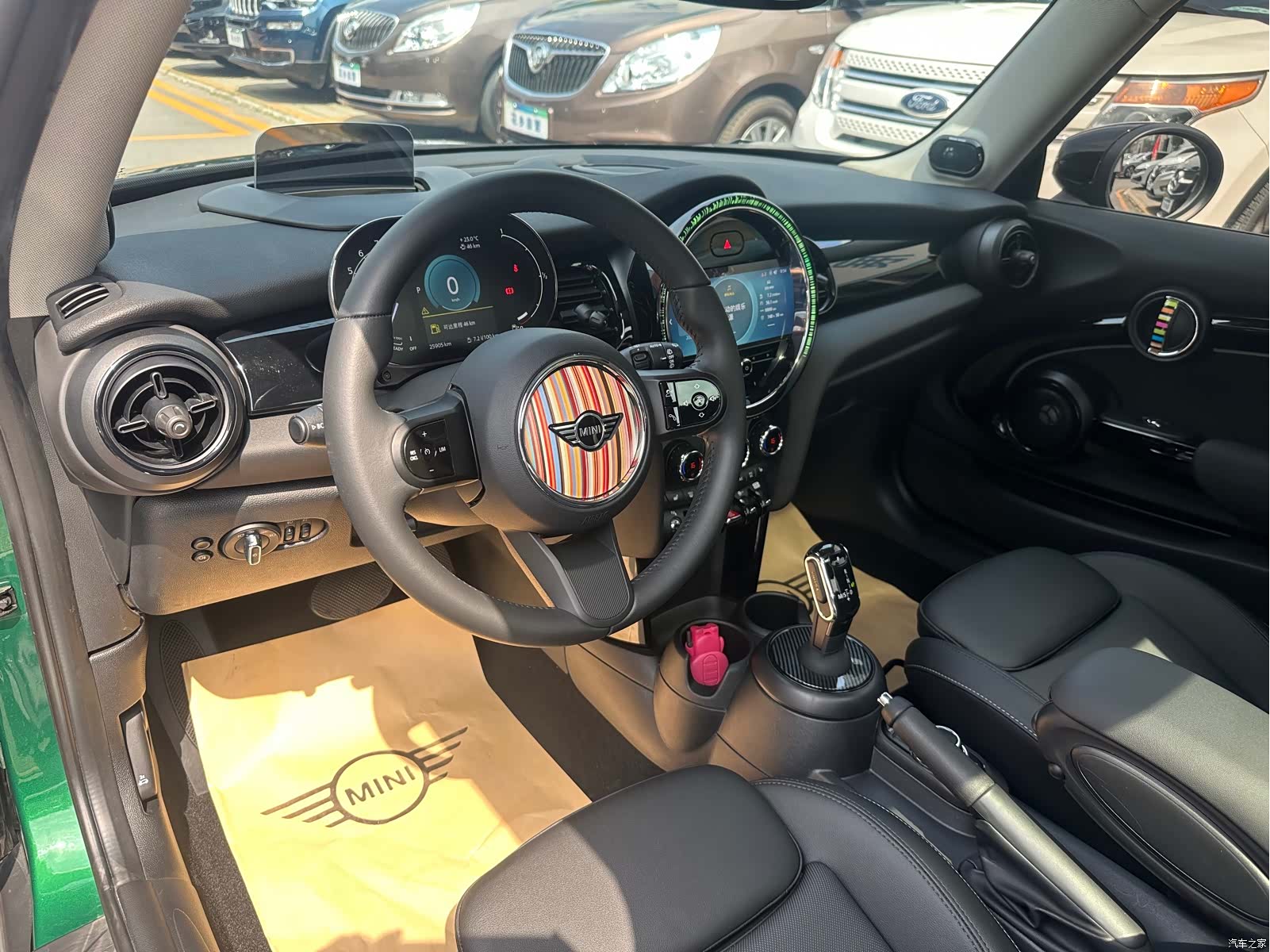 Mini Cooper, 2023 13
