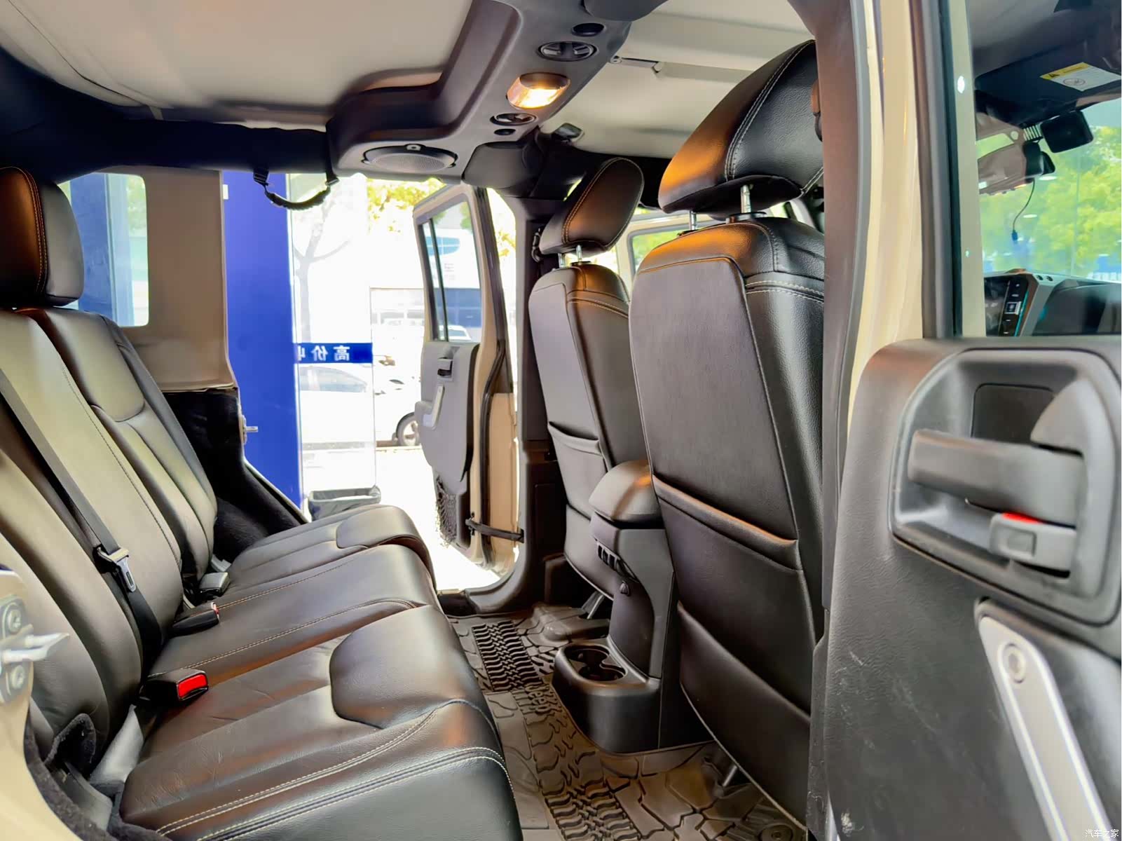 Jeep Wrangler, 2016 16