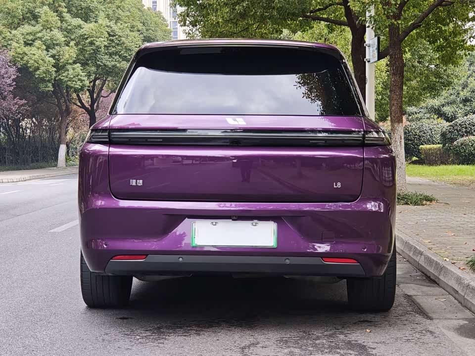 Li Auto Ideal L8