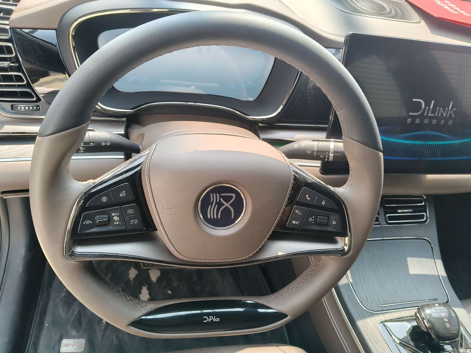 BYD Han, 2022 4