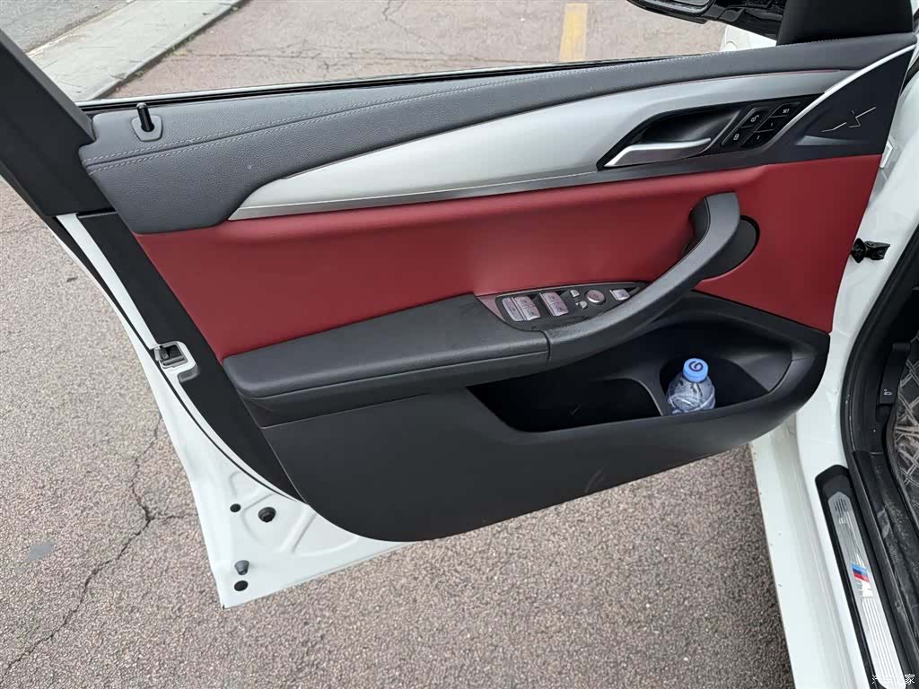 BMW X4, 2023 6