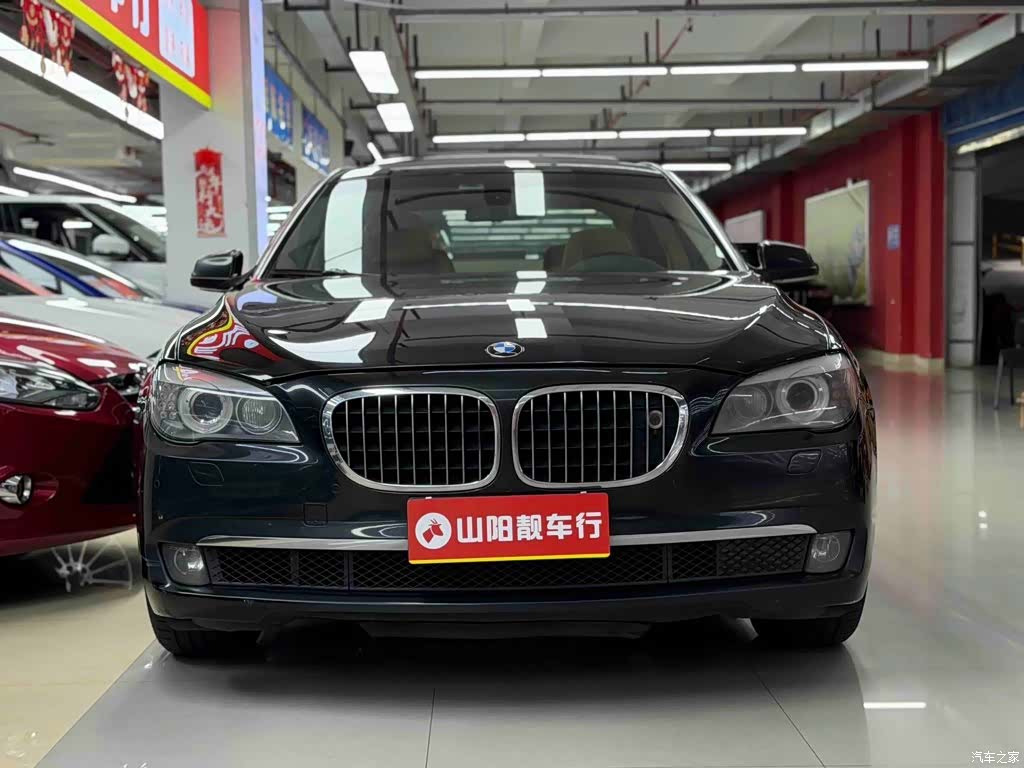 BMW 7 Series, 2011 2