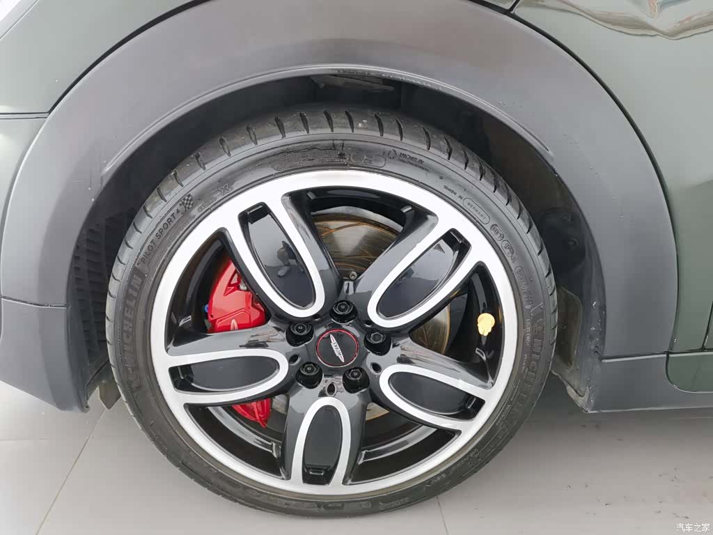 Mini Cooper, 2015 17