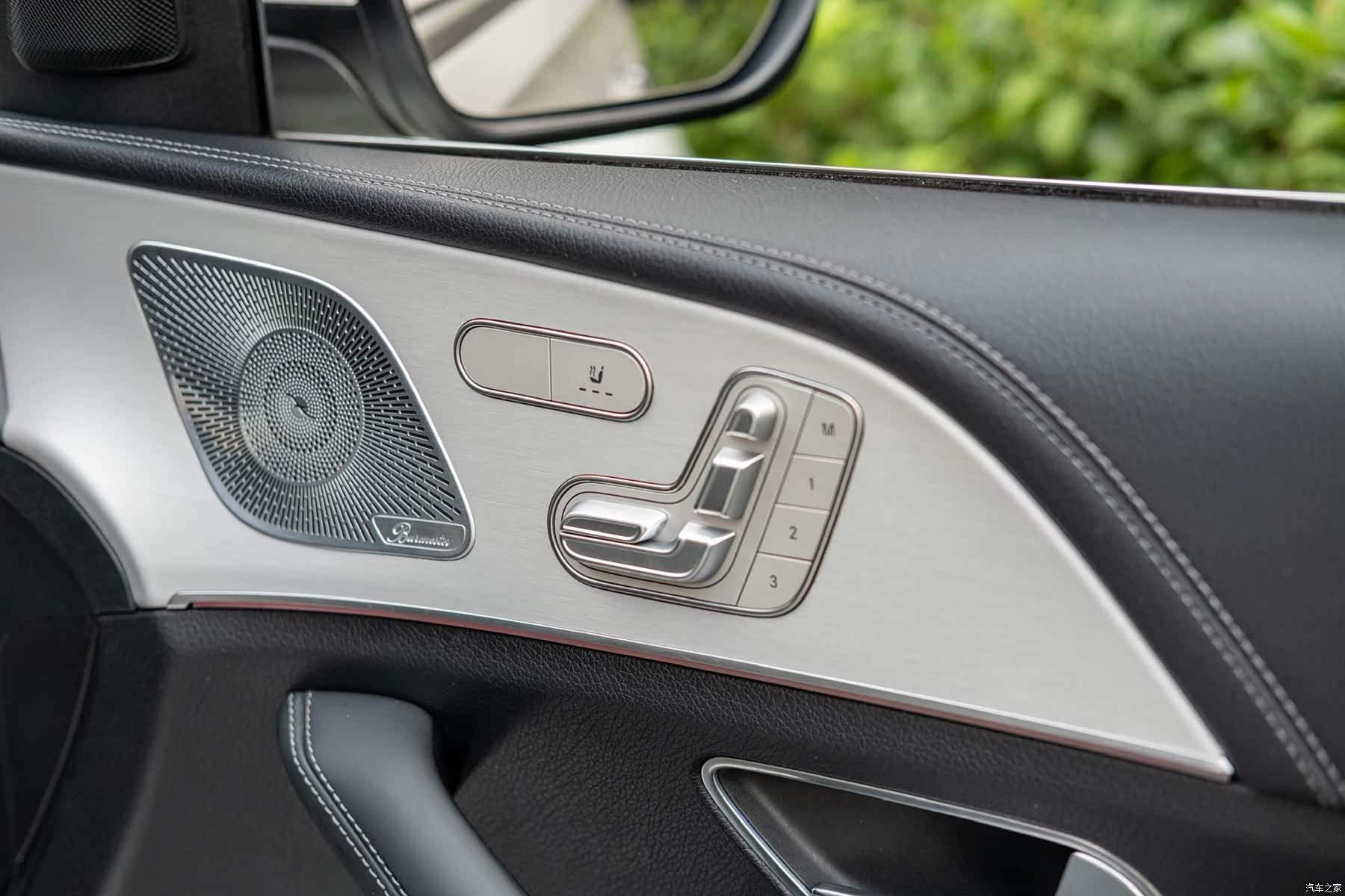 Mercedes-Benz GLE, 2020 13