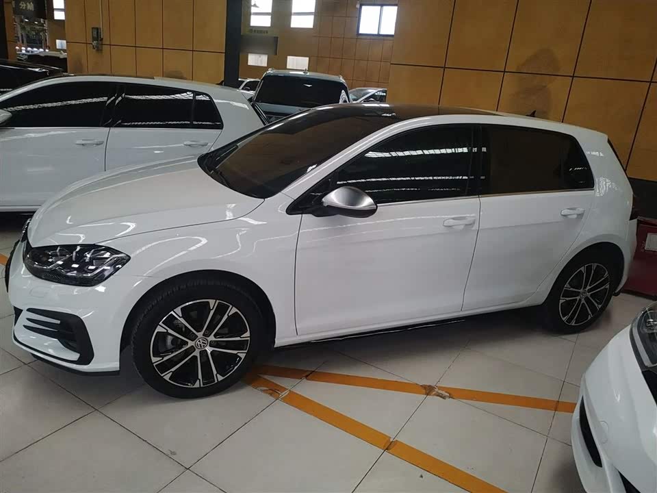 Volkswagen golf