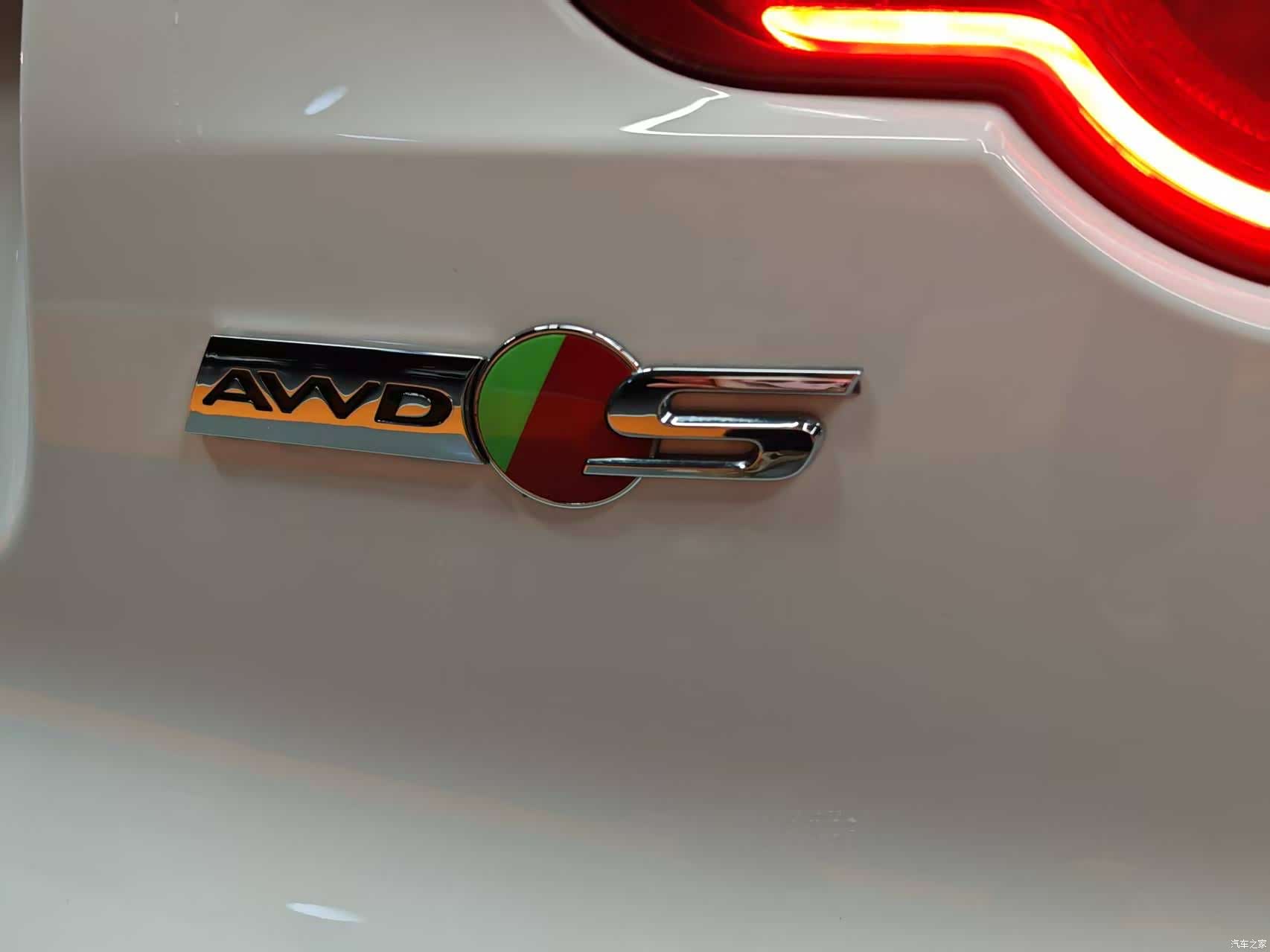 Jaguar F-TYPE, 2015 14