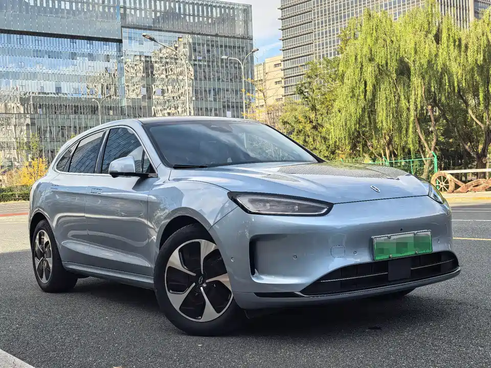 AITO Ask the world M5