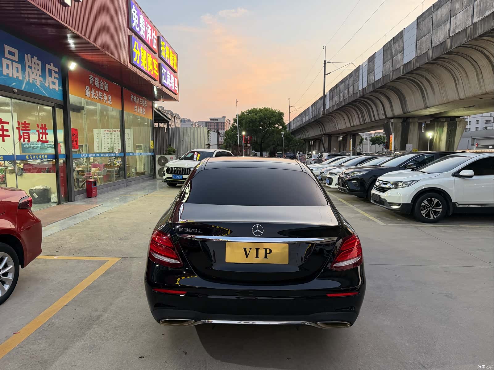 Mercedes-Benz E-Class, 2019 4
