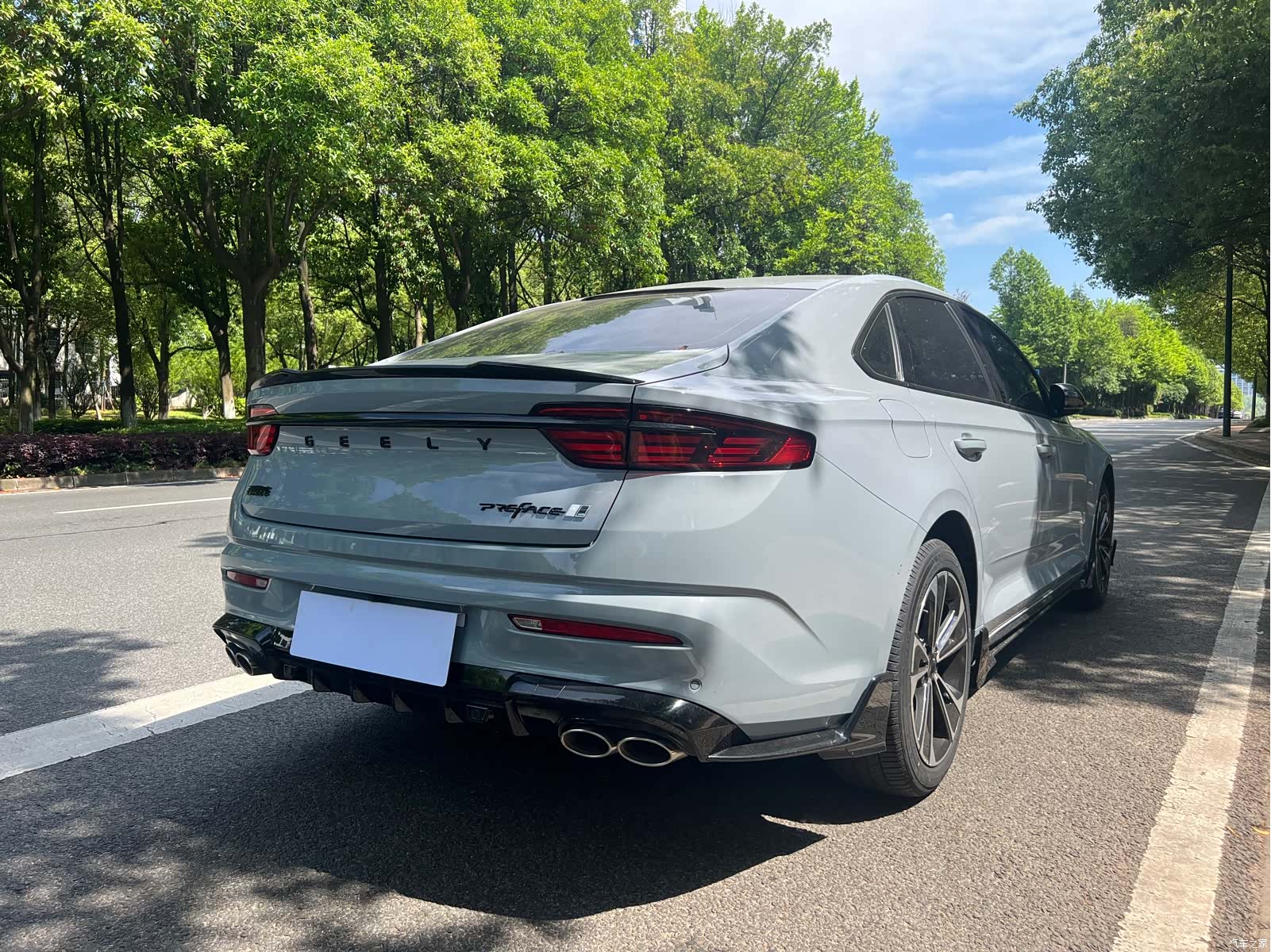 Geely Preface, 2022 все фото