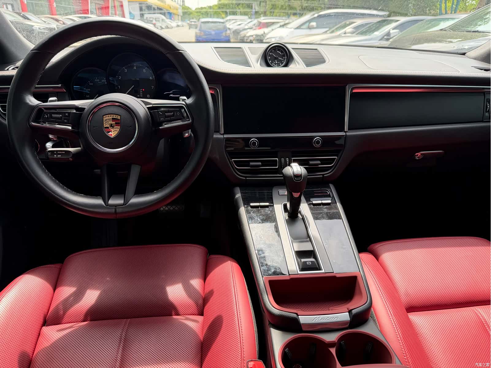 Porsche Macan, 2023 4