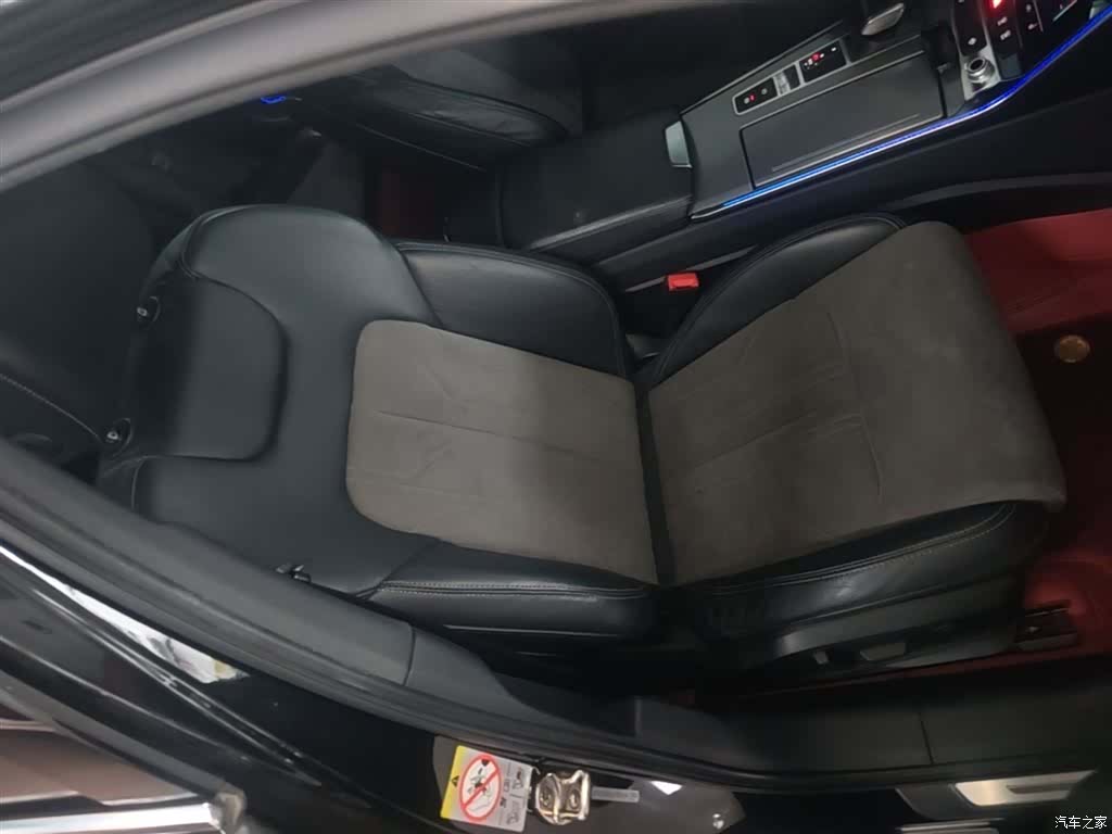 Audi A6L, 2021 25