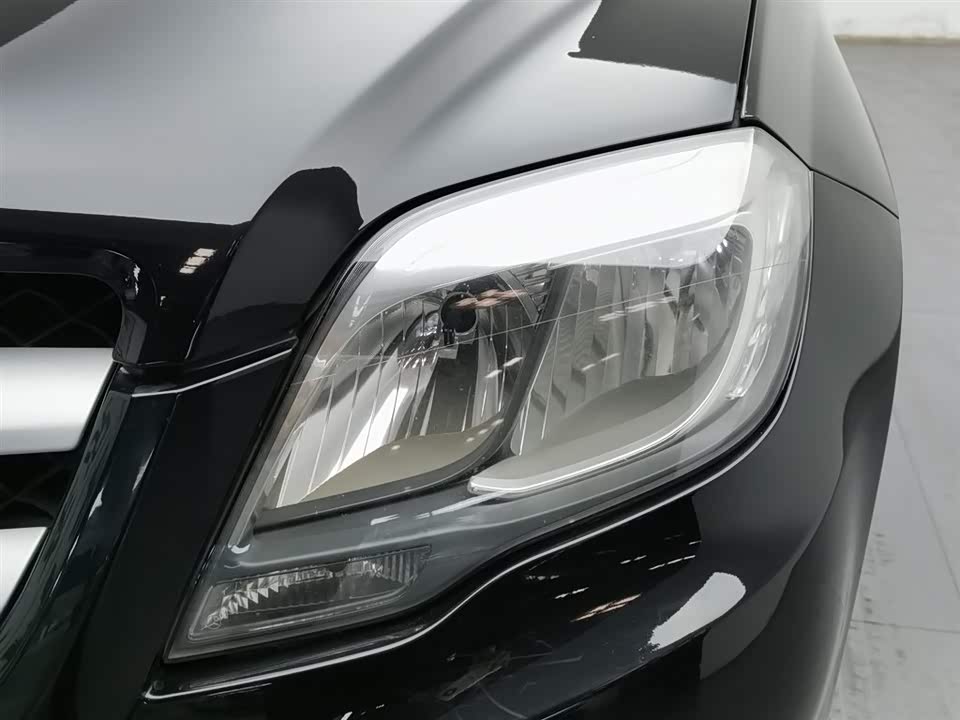 Mercedes-Benz GLK class