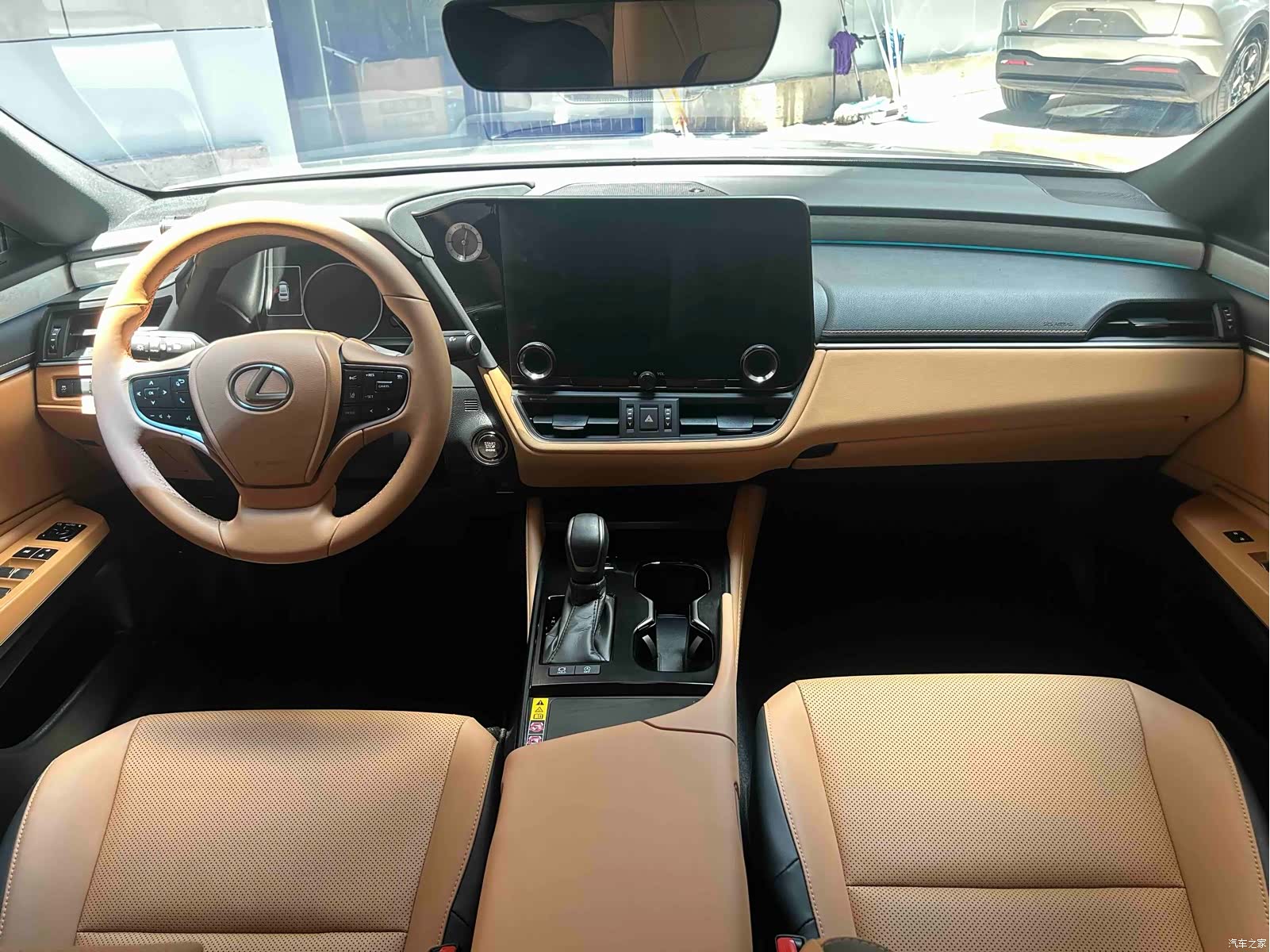 Lexus ES, 2025 6