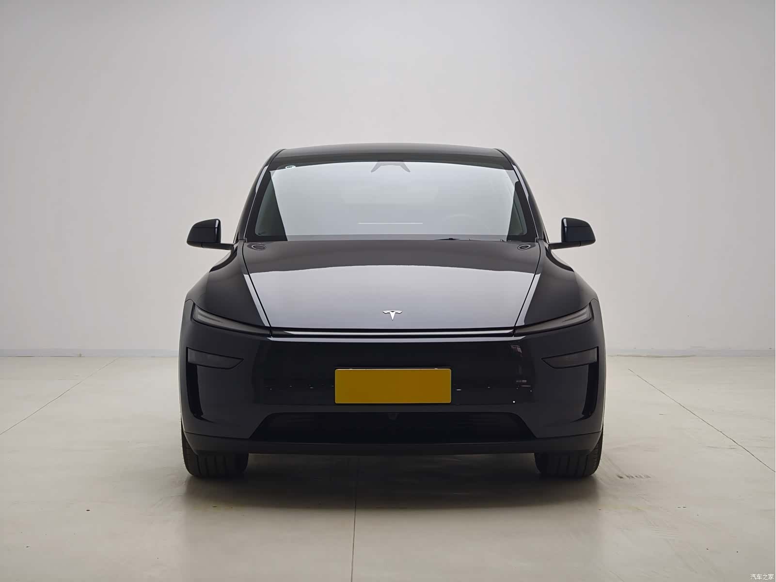 Tesla Model Y, 2025 2