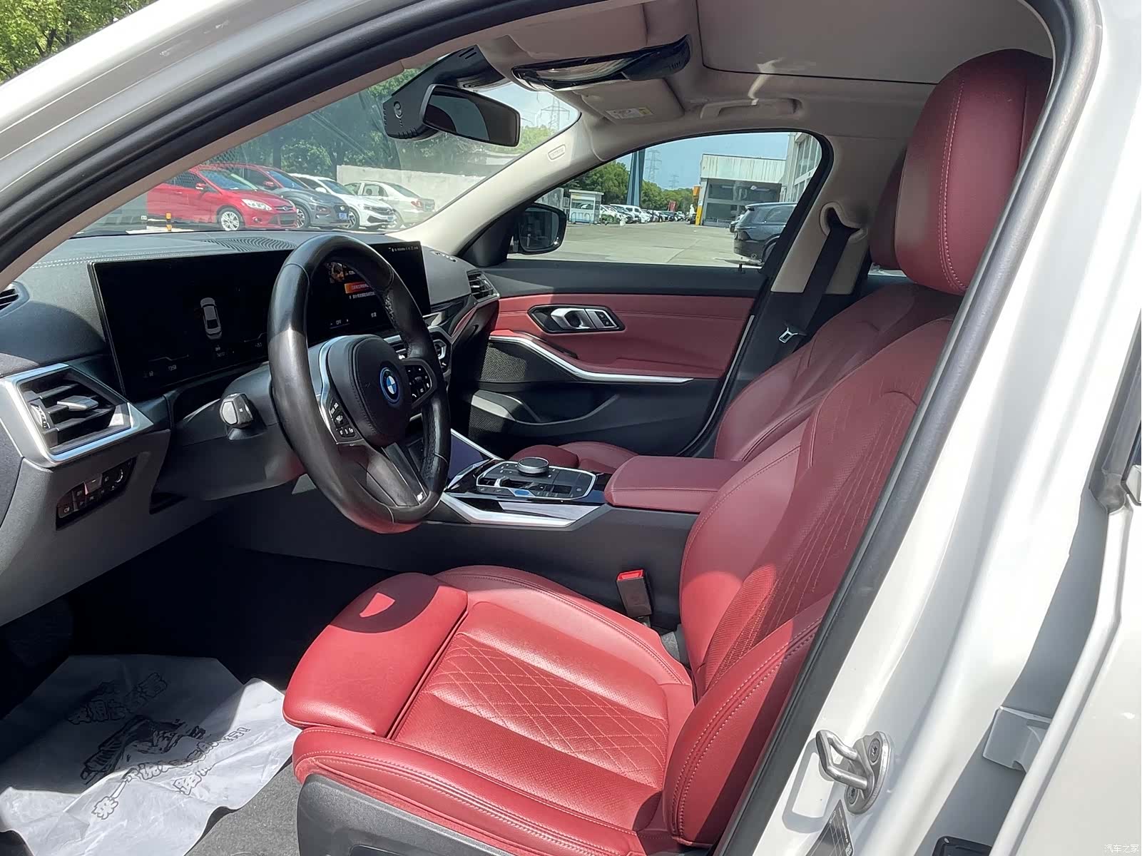 BMW i3, 2022 все фото