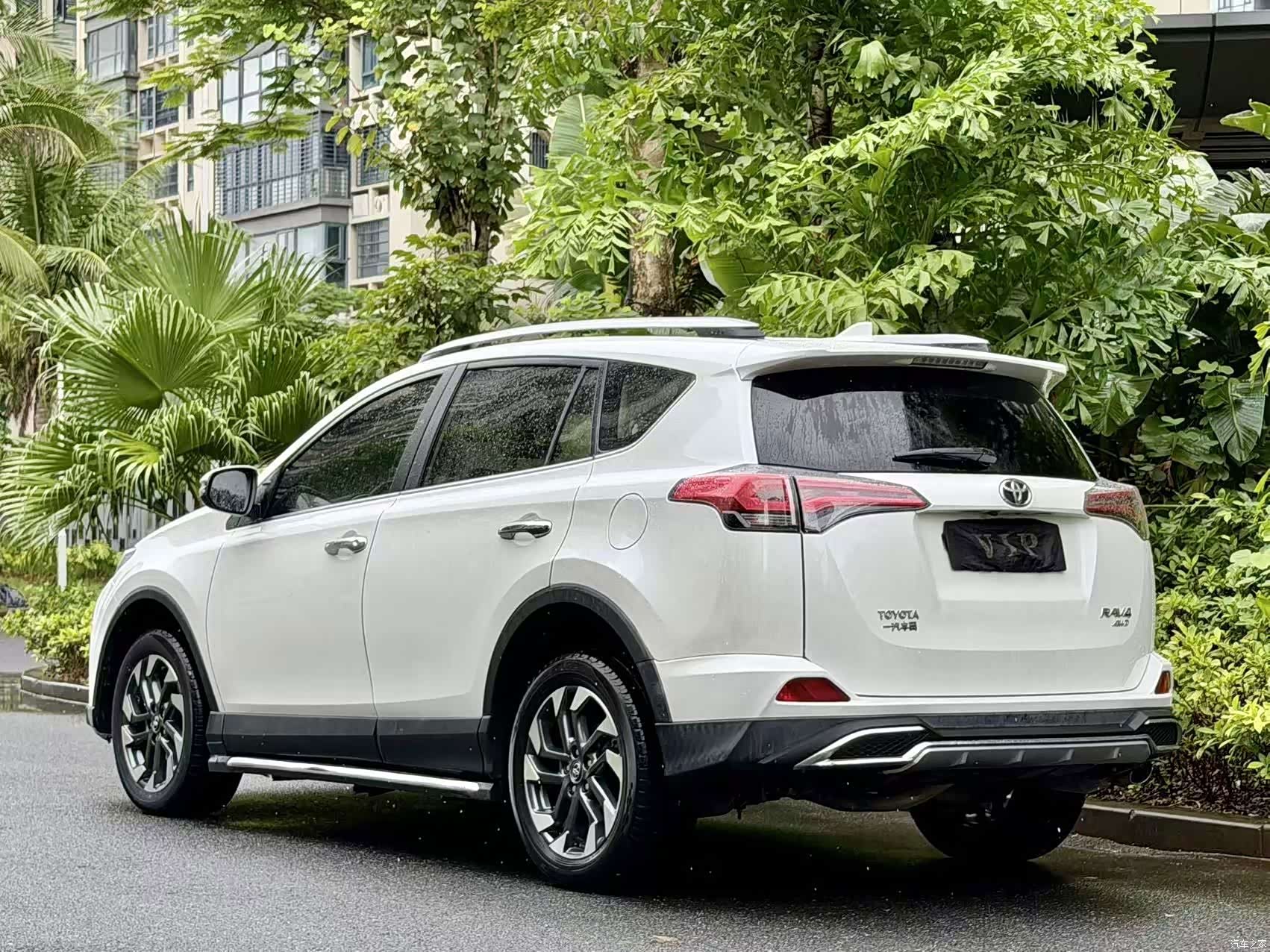 Toyota RAV4, 2017 16