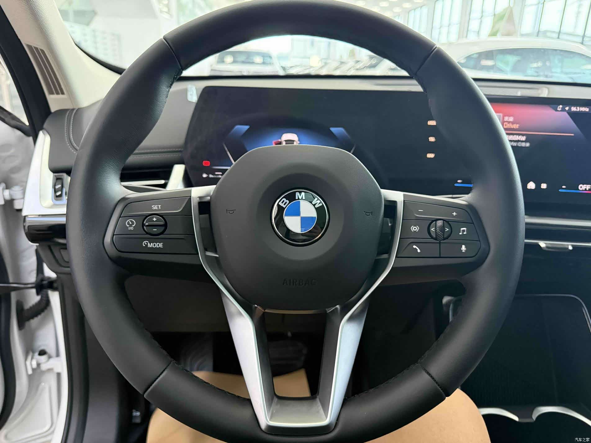 BMW X1, 2023 12