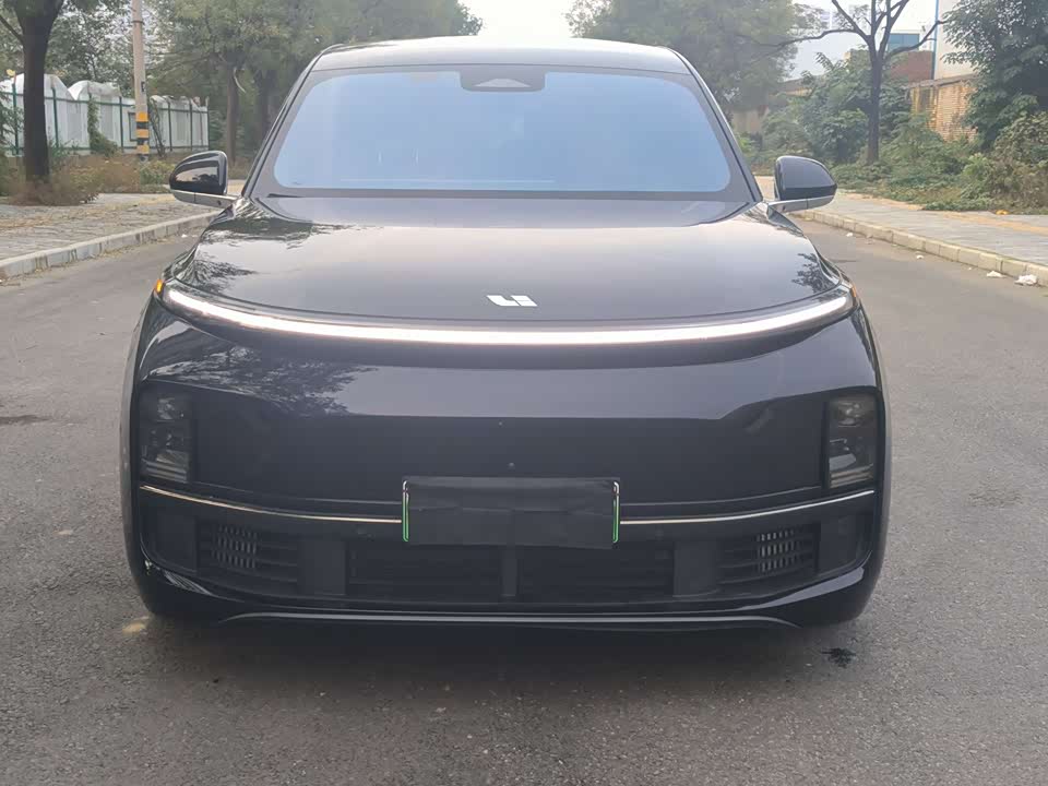 Li Auto Ideal L8