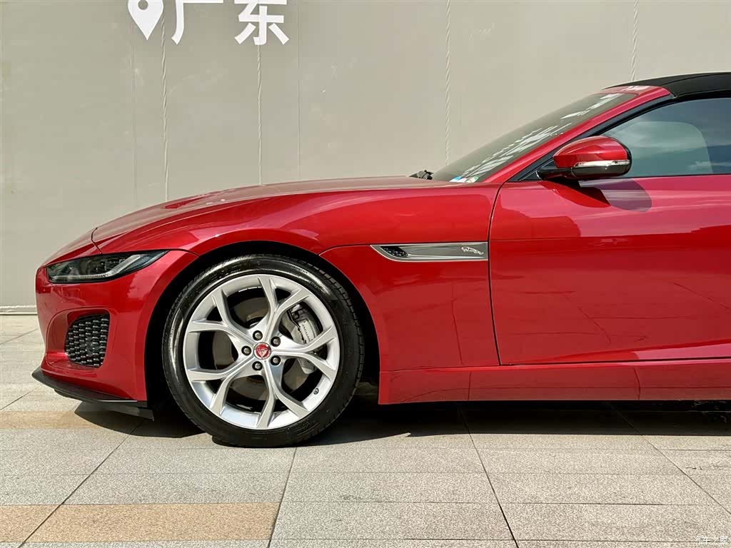 Jaguar F-TYPE, 2021 29