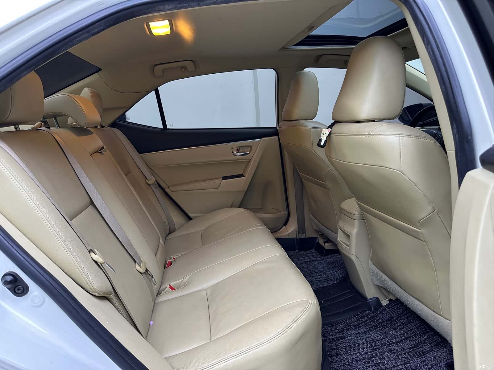 Toyota Corolla, 2014 11