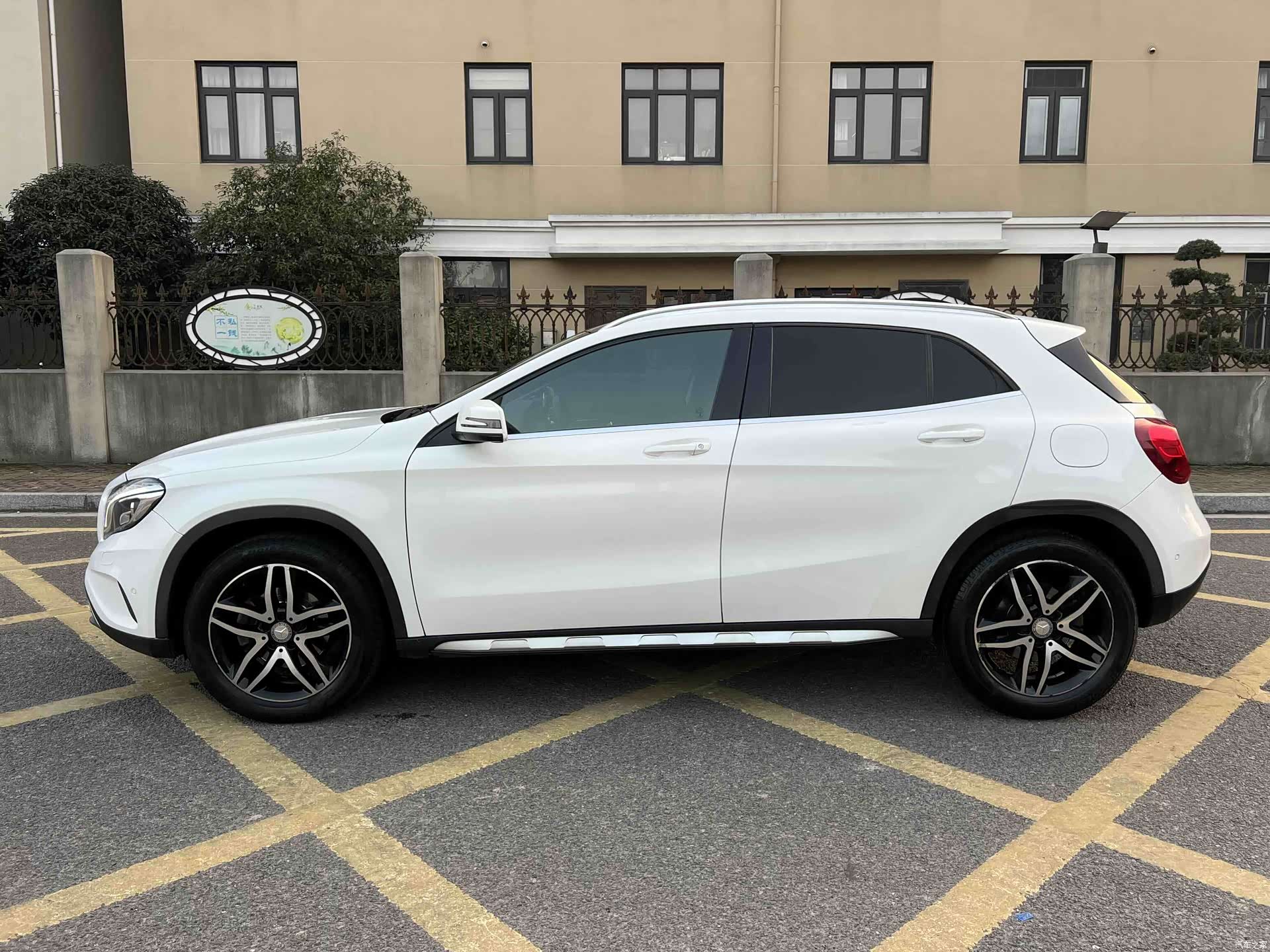 Mercedes-Benz GLA, 2016 7