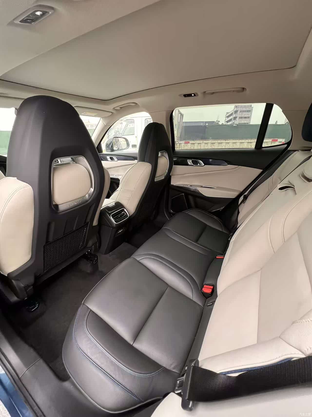 Lynk & Co 01, 2019 9