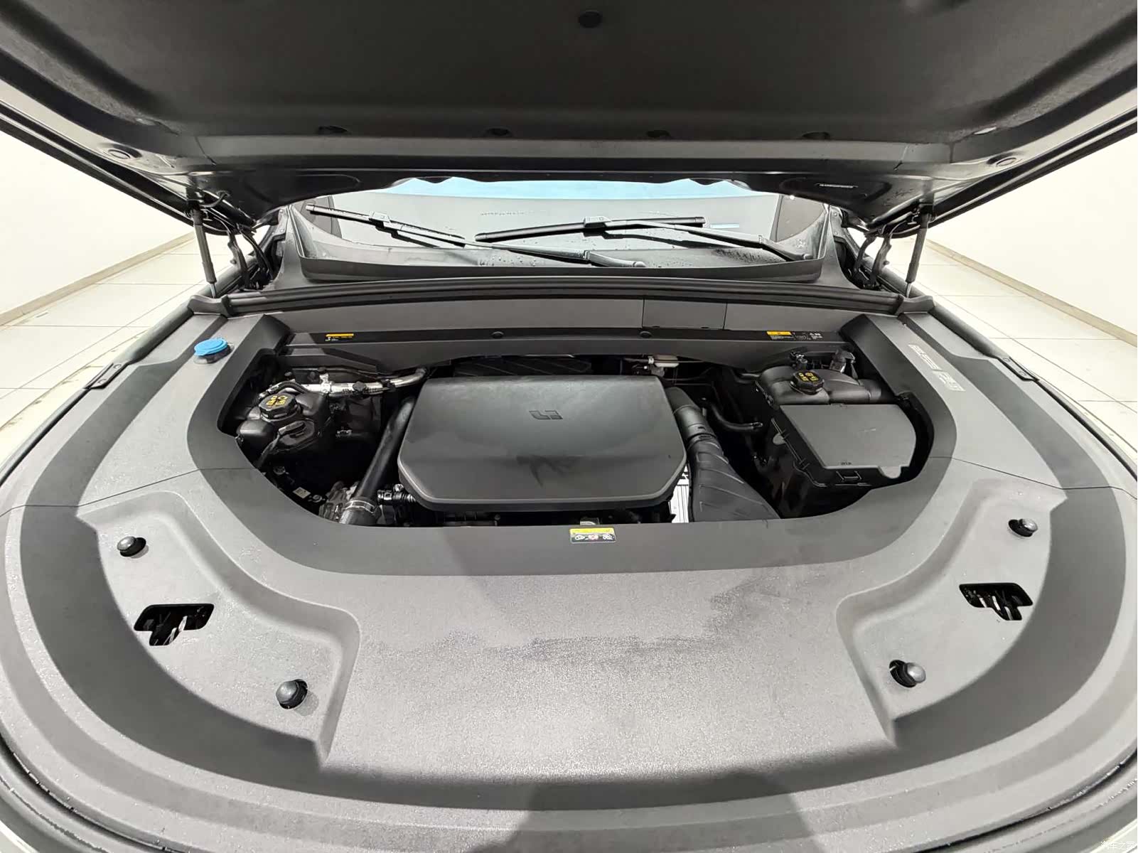 Li Auto L8, 2024 17
