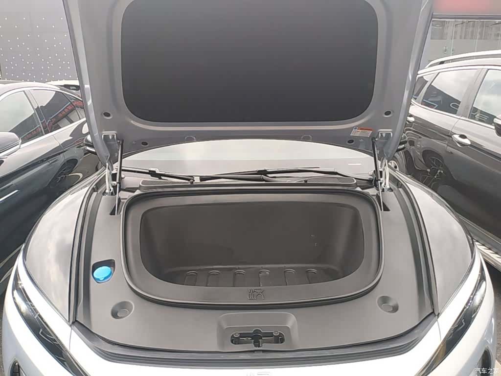 BYD Han, 2025 16