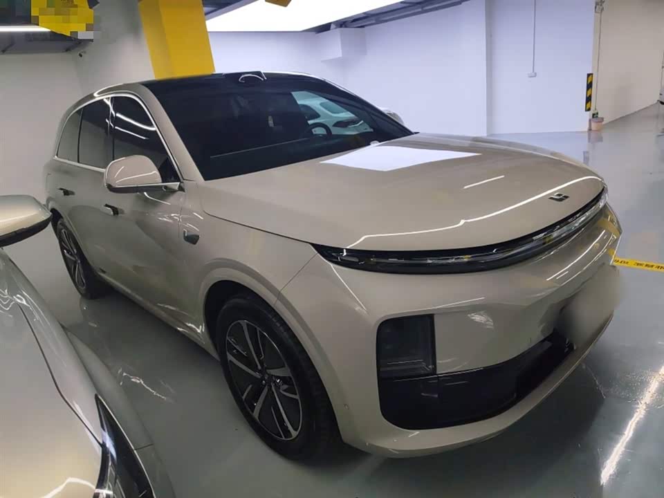 Li Auto Ideal L6