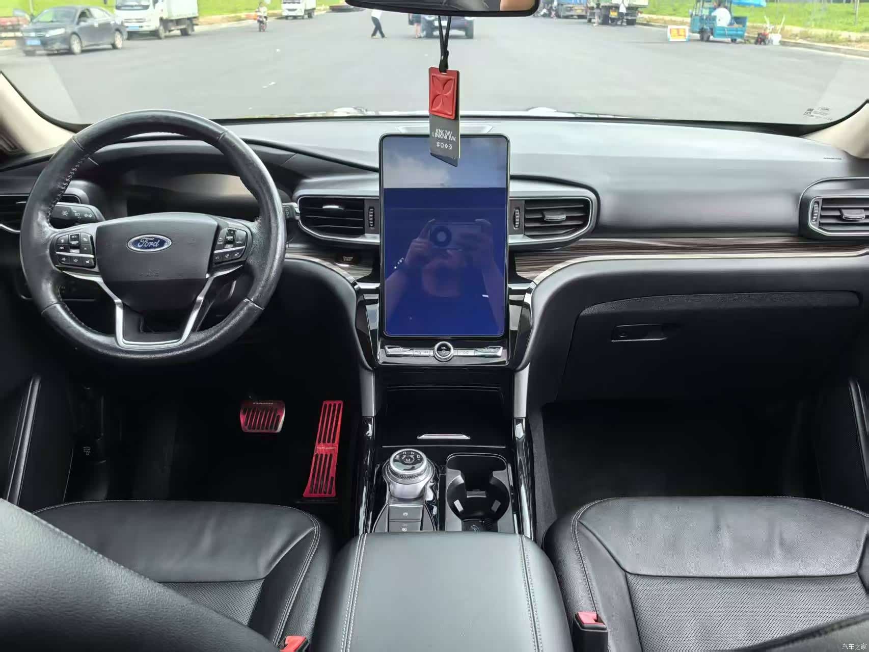 Ford Explorer, 2021 все фото