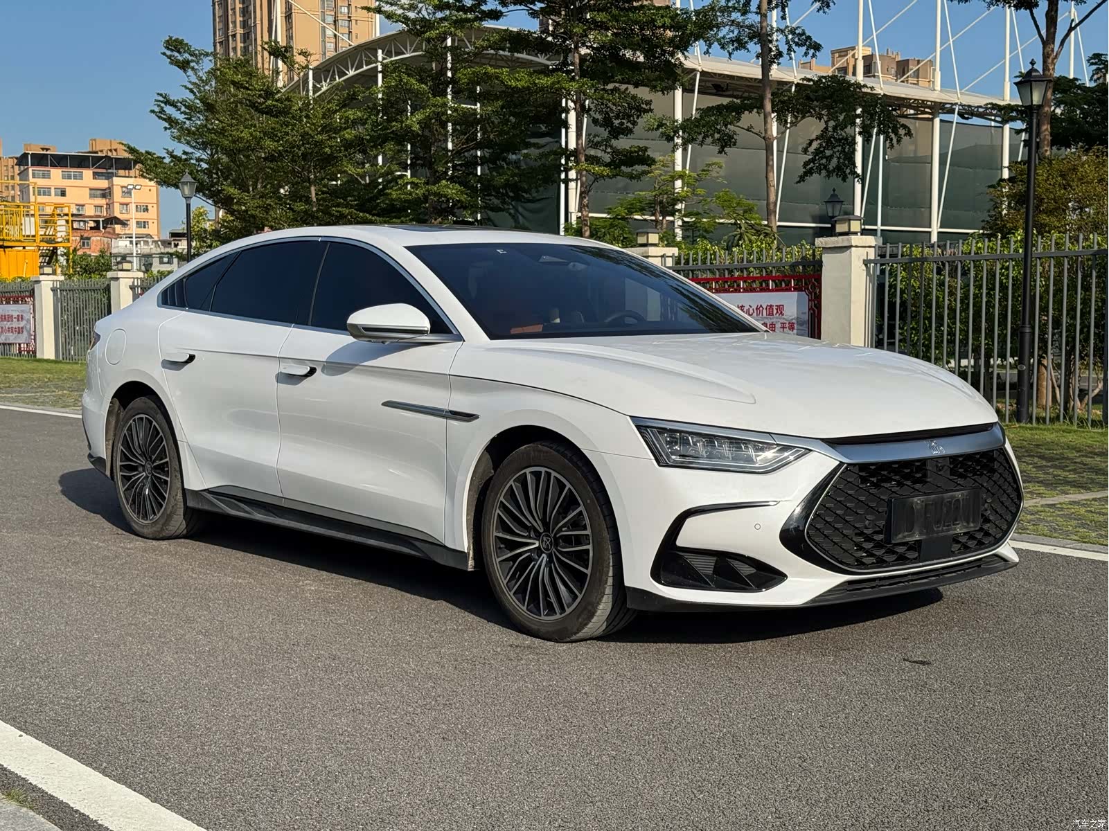 BYD Han, 2022 3