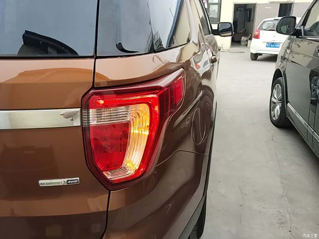 Ford Explorer, 2018 8