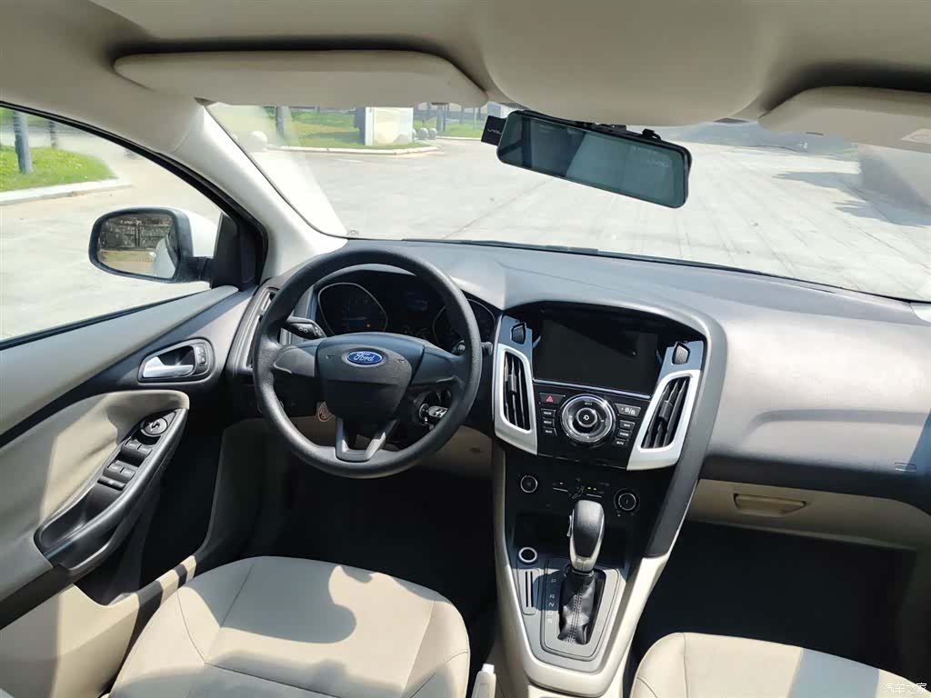 Ford Focus, 2016 7