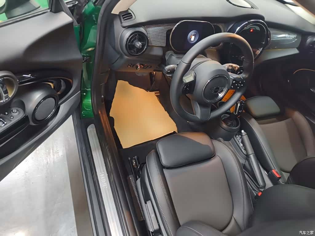 Mini Cooper, 2021 16