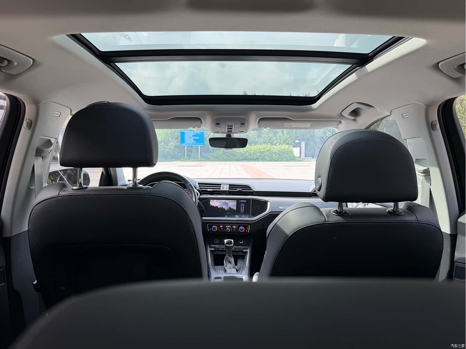 Audi Q3, 2022 18