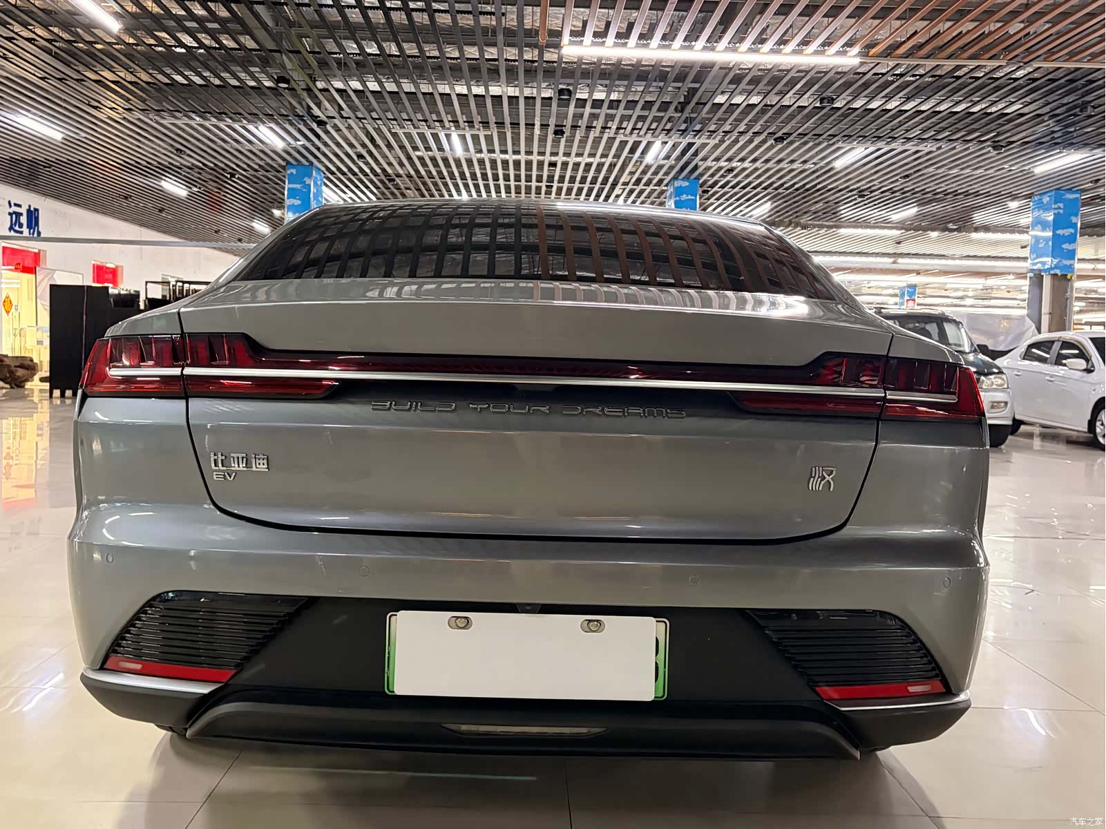 BYD Han, 2023 все фото