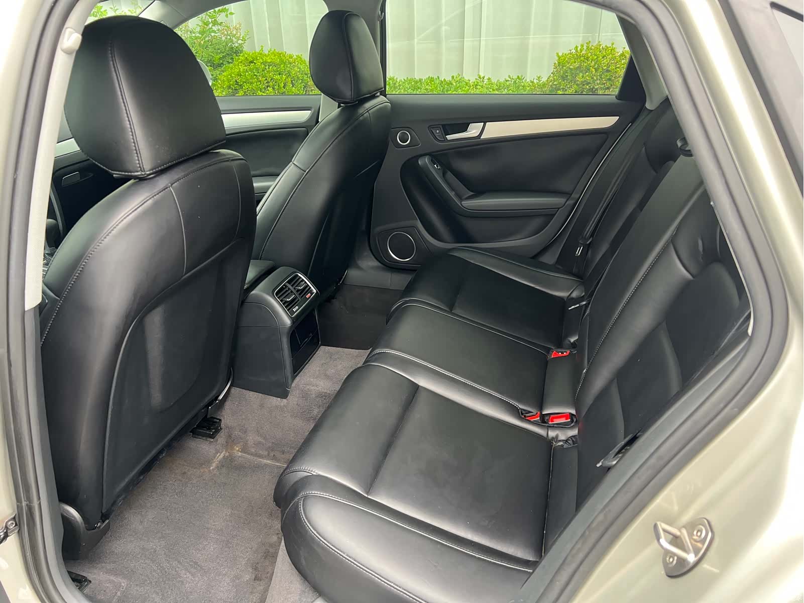Audi A4L, 2015 6