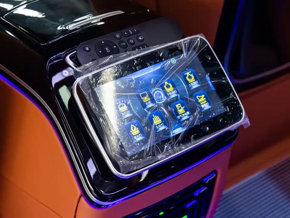 Mercedes-Benz V-class